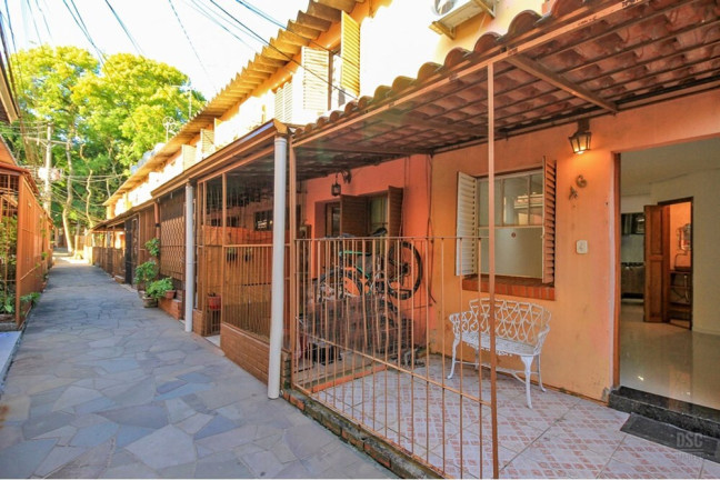 Imagem Casa de Condomínio com 1 Quarto à Venda, 70 m² em Guarujá - Porto Alegre