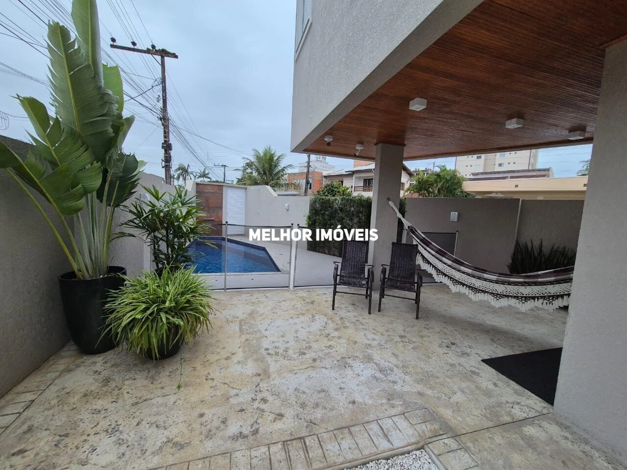 Imagem Casa com 3 Quartos à Venda, 225 m² em Centro - Camboriú