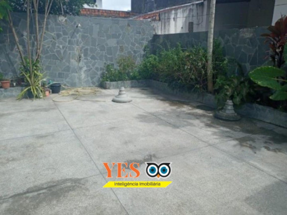 Imagem Casa com 6 Quartos à Venda, 180 m² em Santa Mônica - Feira De Santana Imagem Casa com 6 Quartos à Venda, 180 m² em Santa Mônica - Feira De Santana