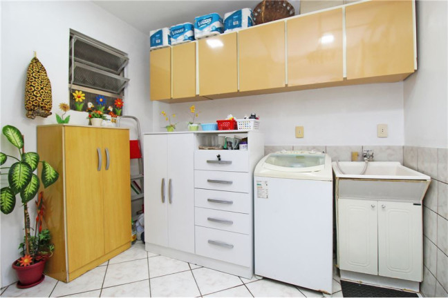 Imagem Apartamento com 3 Quartos à Venda, 84 m² em Menino Deus - Porto Alegre