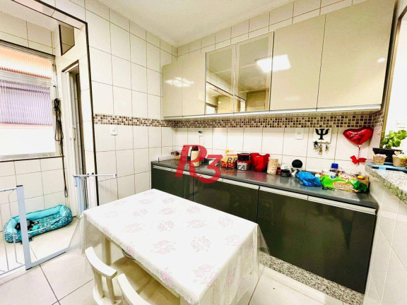 Imagem Apartamento com 3 Quartos à Venda, 95 m² em Embaré - Santos
