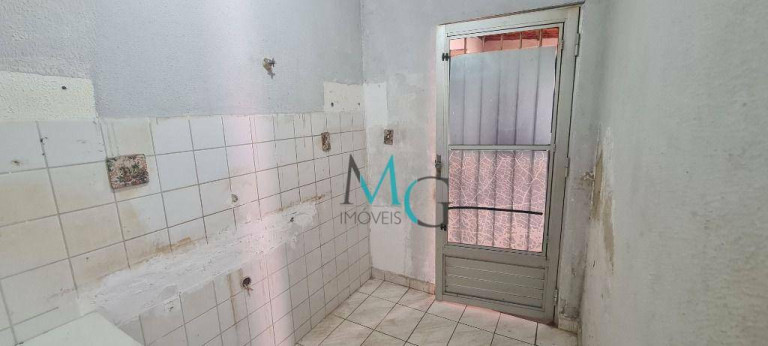 Imagem Casa com 2 Quartos para Alugar, 80 m² em Campo Grande - Rio De Janeiro Imagem Casa com 2 Quartos para Alugar, 80 m² em Campo Grande - Rio De Janeiro