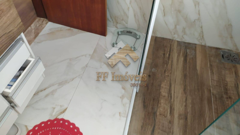 Imagem Casa com 4 Quartos à Venda, 250 m² em São Carlos