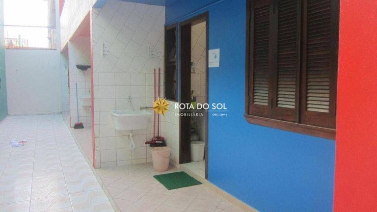 Imagem Casa com 7 Quartos à Venda, 340 m² em Centro - Bombinhas Imagem Casa com 7 Quartos à Venda, 340 m² em Centro - Bombinhas