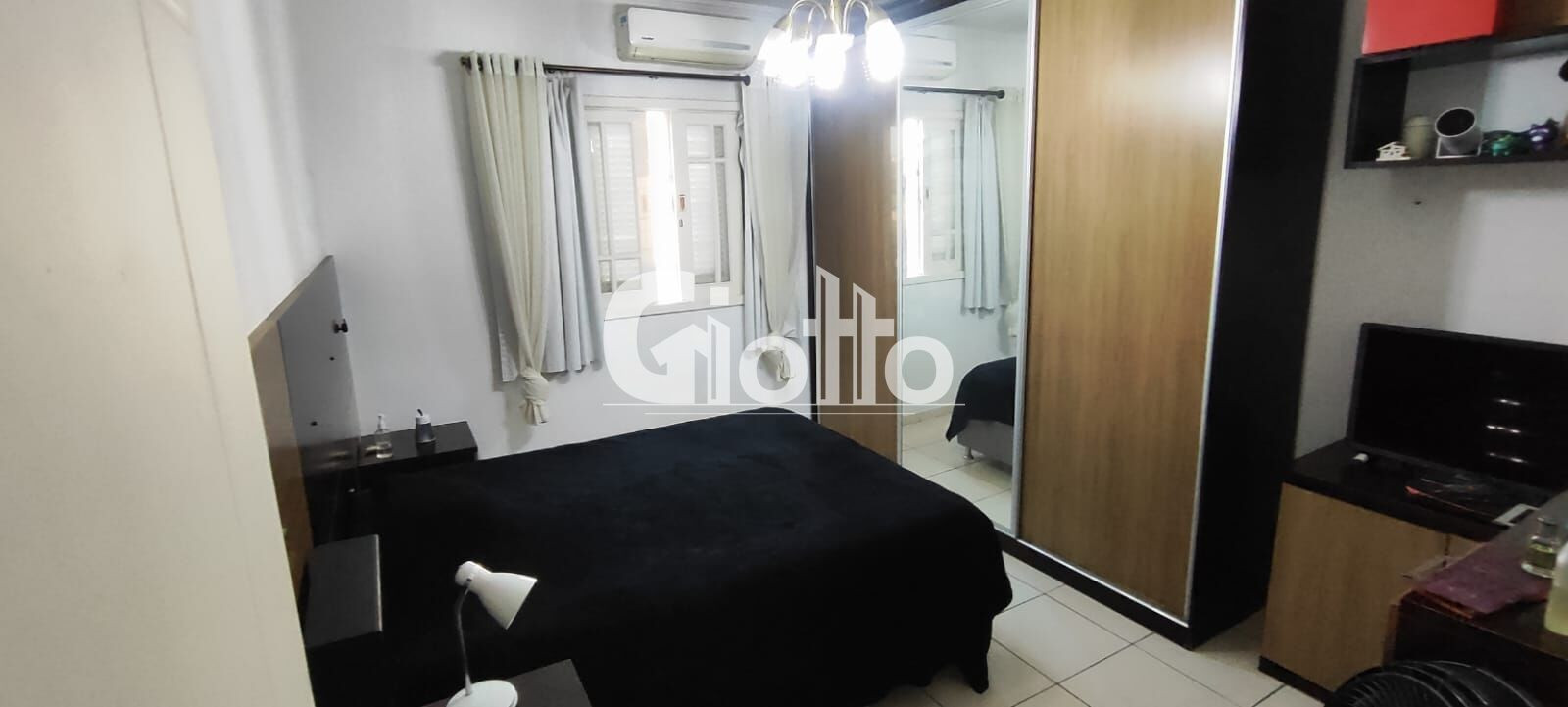 Imagem Casa com 2 Quartos à Venda, 121 m² em Chácara Das Flores - Mogi Das Cruzes
