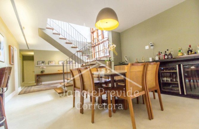 Imagem Casa de Condomínio com 4 Quartos à Venda, 339 m² em Alphaville - Santana De Parnaíba