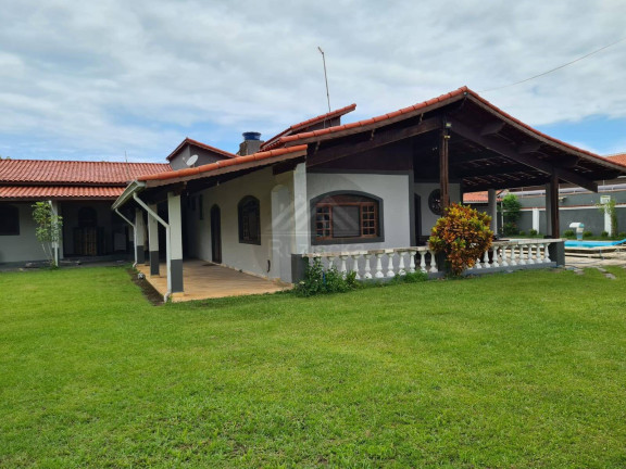 Imagem Casa com 4 Quartos à Venda, 900 m² em Jardim Santa Terezinha - Itanhaém Imagem Casa com 4 Quartos à Venda, 900 m² em Jardim Santa Terezinha - Itanhaém