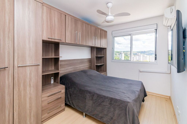 Imagem Apartamento com 2 Quartos à Venda, 52 m² em Jardim Carvalho - Porto Alegre