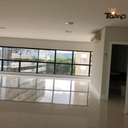 Imagem Apartamento com 3 Quartos à Venda, 307 m² em Atiradores - Joinville Imagem Apartamento com 3 Quartos à Venda, 307 m² em Atiradores - Joinville