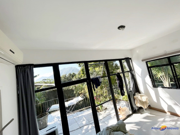 Imagem Casa com 3 Quartos à Venda, 252 m² em Soberbo - Teresópolis