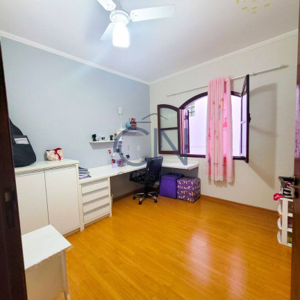 Imagem Casa com 3 Quartos à Venda,  em Vila Santa Isabel - Taubaté