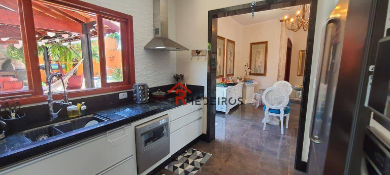 Imagem Casa com 3 Quartos à Venda, 250 m² em Balneário Flórida - Praia Grande Imagem Casa com 3 Quartos à Venda, 250 m² em Balneário Flórida - Praia Grande