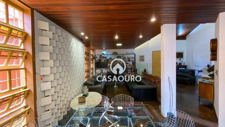 Imagem Casa com 4 Quartos à Venda, 283 m² em Serra - Belo Horizonte Imagem Casa com 4 Quartos à Venda, 283 m² em Serra - Belo Horizonte