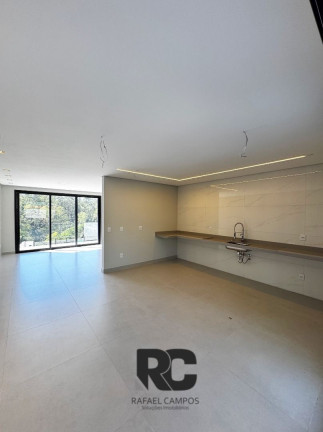 Imagem Sobrado com 3 Quartos à Venda, 210 m² em Mosaico Essence - Mogi Das Cruzes Imagem Sobrado com 3 Quartos à Venda, 210 m² em Mosaico Essence - Mogi Das Cruzes