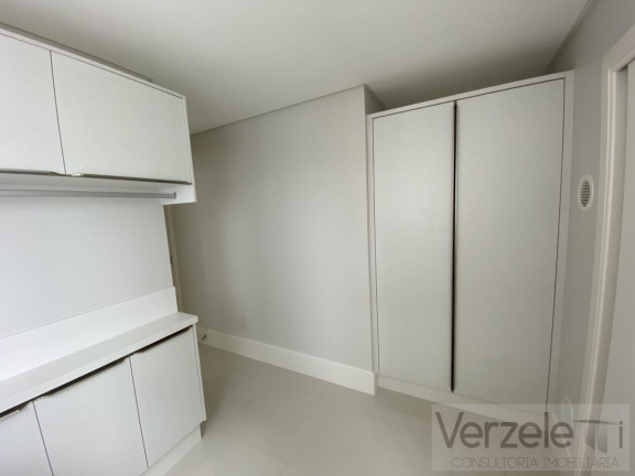 Imagem Apartamento com 4 Quartos à Venda, 237 m² em Barra Sul - Balneário Camboriú Imagem Apartamento com 4 Quartos à Venda, 237 m² em Barra Sul - Balneário Camboriú