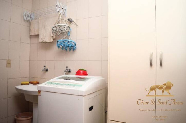 Imagem Casa com 5 Quartos à Venda, 300 m² em Alto Da Boa Vista - Campos Do Jordão