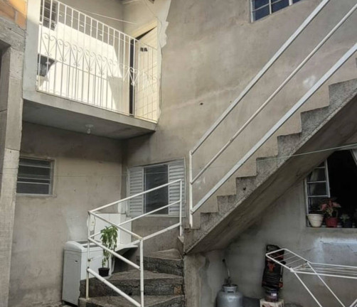 Imagem Casa à Venda, em São Paulo Imagem Casa à Venda, em São Paulo