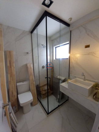 Imagem Casa com 3 Quartos para Alugar ou Temporada, 125 m² em Ponta Negra - Natal