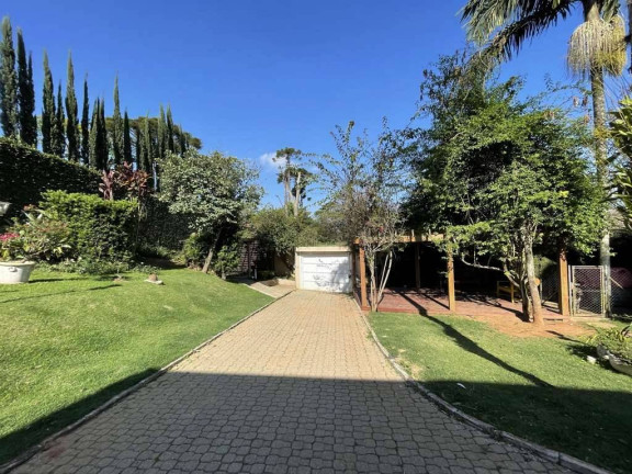 Imagem Casa com 5 Quartos à Venda, em Vila Santo Antônio - Cotia Imagem Casa com 5 Quartos à Venda, em Vila Santo Antônio - Cotia
