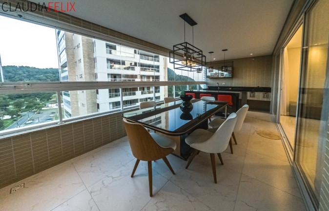 Imagem Imóvel com 3 Quartos à Venda, 147 m² em Canto Do Forte - Praia Grande Imagem Imóvel com 3 Quartos à Venda, 147 m² em Canto Do Forte - Praia Grande