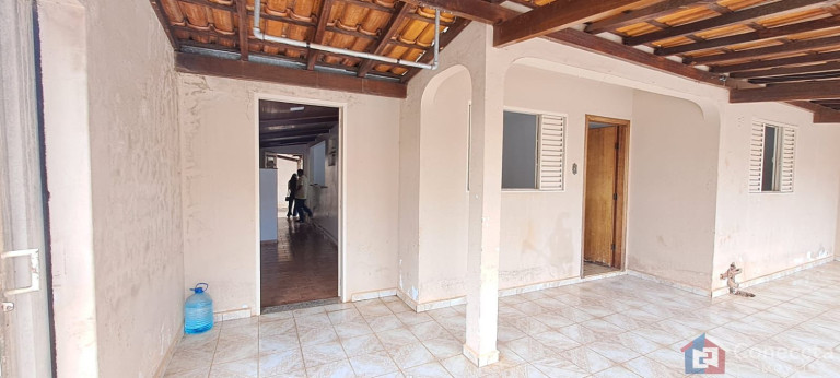 Imagem Casa com 3 Quartos à Venda, 300 m² em Alvorada - Patos De Minas Imagem Casa com 3 Quartos à Venda, 300 m² em Alvorada - Patos De Minas