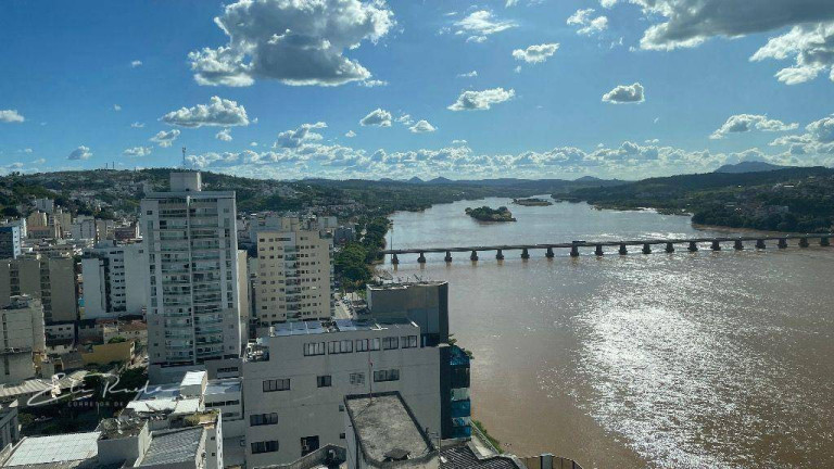 Imagem Apartamento com 4 Quartos à Venda, 193 m² em Centro - Colatina
