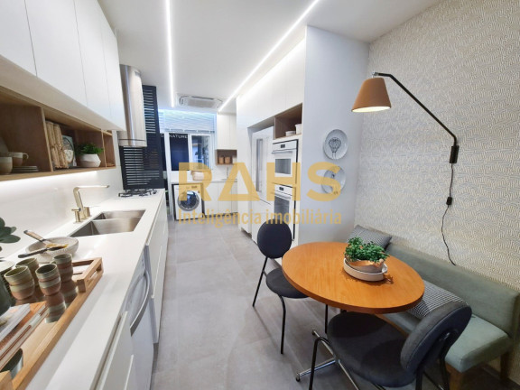 Imagem Apartamento com 3 Quartos à Venda, 159 m² em América - Joinville Imagem Apartamento com 3 Quartos à Venda, 159 m² em América - Joinville