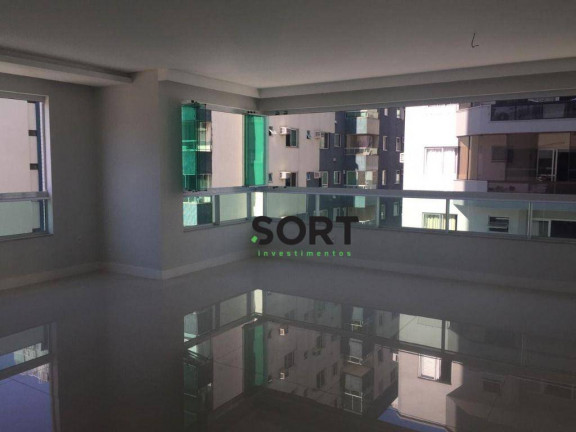 Imagem Apartamento com 3 Quartos à Venda, 145 m² em Centro - Balneário Camboriú