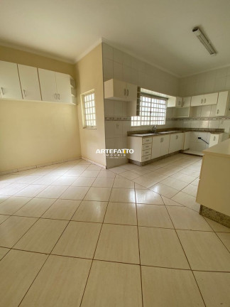 Imagem Casa com 3 Quartos à Venda, 130 m² em Residencial José De Carlos - Franca