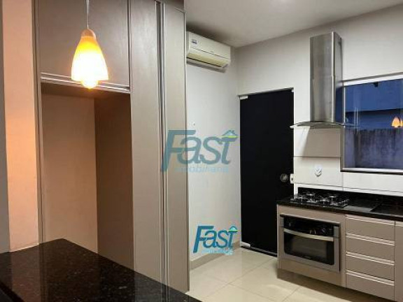 Imagem Casa de Condomínio com 2 Quartos à Venda, 250 m² em Distrito Industrial - Cuiabá