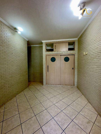 Imagem Imóvel com 4 Quartos à Venda, 238 m² em Tupi - Praia Grande Imagem Imóvel com 4 Quartos à Venda, 238 m² em Tupi - Praia Grande