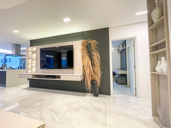 Imagem Apartamento com 3 Quartos à Venda, 125 m² em Centro - Balneário Camboriú Imagem Apartamento com 3 Quartos à Venda, 125 m² em Centro - Balneário Camboriú