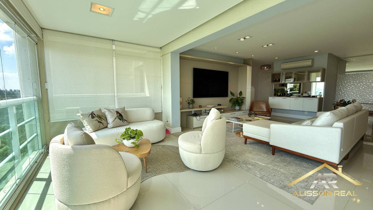 Imagem Apartamento com 3 Quartos à Venda, 202 m² em Tamboré - Santana De Parnaíba Imagem Apartamento com 3 Quartos à Venda, 202 m² em Tamboré - Santana De Parnaíba