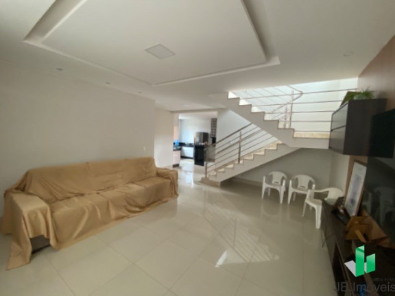Imagem Casa com 4 Quartos à Venda, 300 m² em Ibituruna - Montes Claros Imagem Casa com 4 Quartos à Venda, 300 m² em Ibituruna - Montes Claros