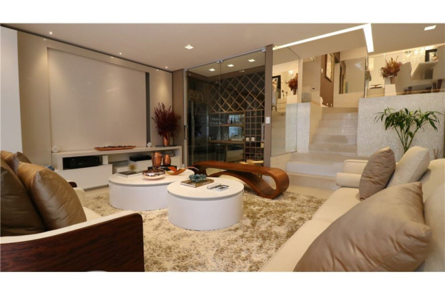 Imagem Casa com 4 Quartos à Venda,  em Paraíso Do Morumbi - São Paulo