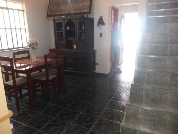 Casa com 4 Quartos à Venda, 300 m² em Cambuci - São Paulo