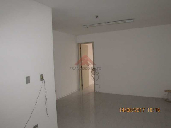 Imagem Sala Comercial à Venda ou Locação, 40 m² em Centro - Niterói Imagem Sala Comercial à Venda ou Locação, 40 m² em Centro - Niterói