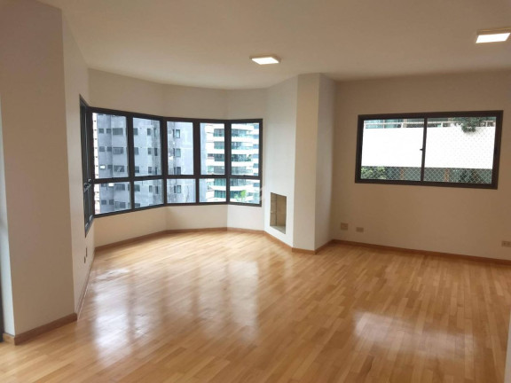 Apartamento com 4 Quartos à Venda, 180 m² em Aclimação - São Paulo