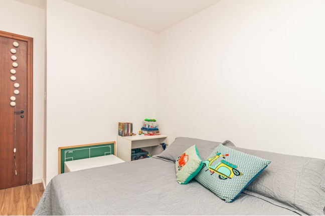 Imagem Imóvel com 2 Quartos à Venda,  em Petrópolis - Porto Alegre