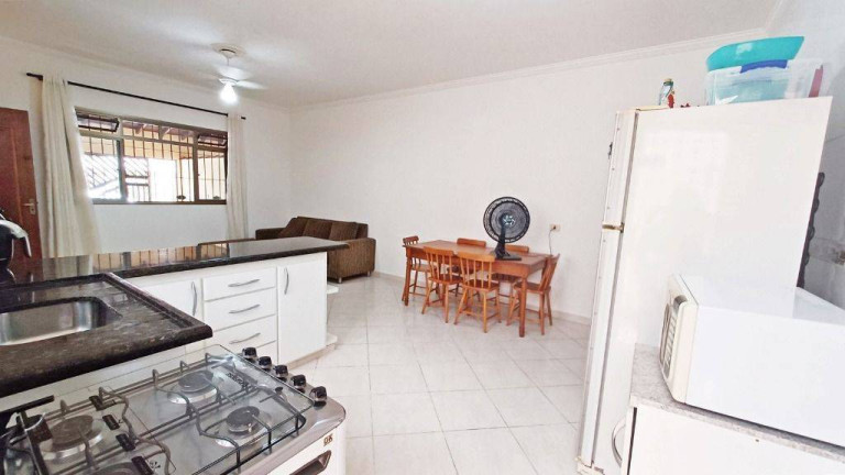 Imagem Casa com 2 Quartos à Venda, 140 m² em Real - Praia Grande Imagem Casa com 2 Quartos à Venda, 140 m² em Real - Praia Grande
