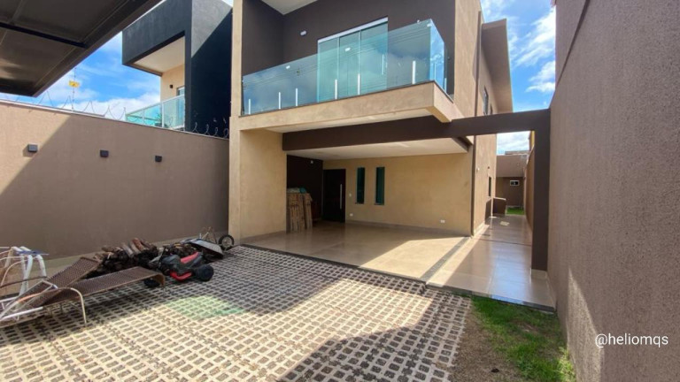Imagem Sobrado com 4 Quartos à Venda, 195 m² em Parque Residencial Rita Vieira - Campo Grande Imagem Sobrado com 4 Quartos à Venda, 195 m² em Parque Residencial Rita Vieira - Campo Grande