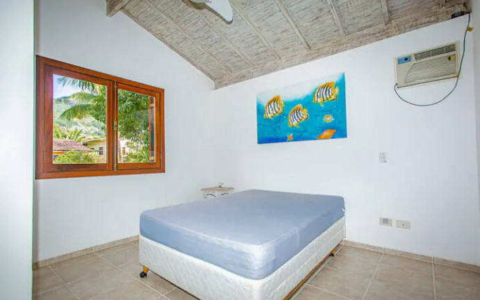 Imagem Casa com 4 Quartos à Venda, 216 m² em Cambaquara - Ilhabela