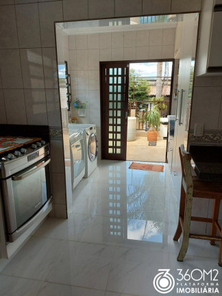 Imagem Casa com 3 Quartos à Venda, 255 m² em Campestre - Santo André Imagem Casa com 3 Quartos à Venda, 255 m² em Campestre - Santo André