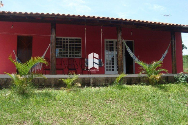 Imagem Imóvel com 3 Quartos à Venda, 90.000 m² em Km 3 - Santa Maria