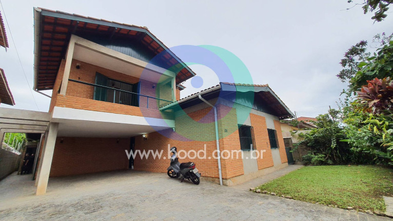 Imagem Sobrado com 4 Quartos à Venda, 235 m² em Jardim Virgínia - Guarujá Imagem Sobrado com 4 Quartos à Venda, 235 m² em Jardim Virgínia - Guarujá