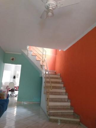 Imagem Casa com 4 Quartos à Venda, 103 m² em Parque São Cristóvão - Taubaté