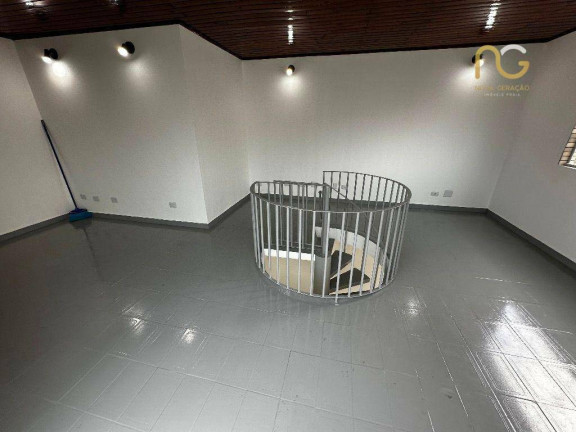 Imagem Imóvel com 2 Quartos à Venda, 155 m² em Aviação - Praia Grande Imagem Imóvel com 2 Quartos à Venda, 155 m² em Aviação - Praia Grande