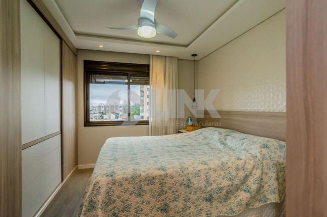 Imagem Apartamento com 2 Quartos à Venda, 70 m² em Menino Deus - Porto Alegre Imagem Apartamento com 2 Quartos à Venda, 70 m² em Menino Deus - Porto Alegre