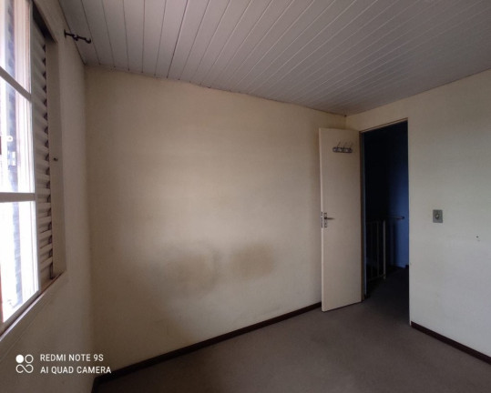 Imagem Casa com 3 Quartos à Venda,  em Restinga - Porto Alegre