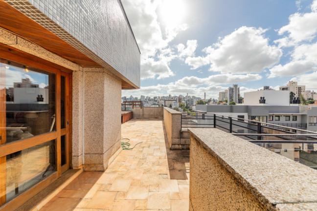 Imagem Cobertura com 3 Quartos à Venda, 250 m² em Bela Vista - Porto Alegre